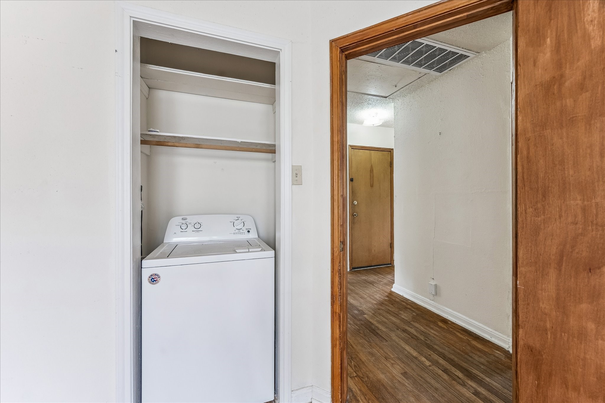 2308 Mcclendon Street Property Photo 11
