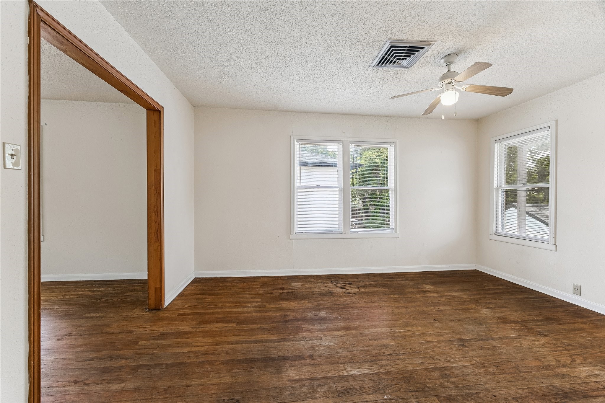 2308 Mcclendon Street Property Photo 13