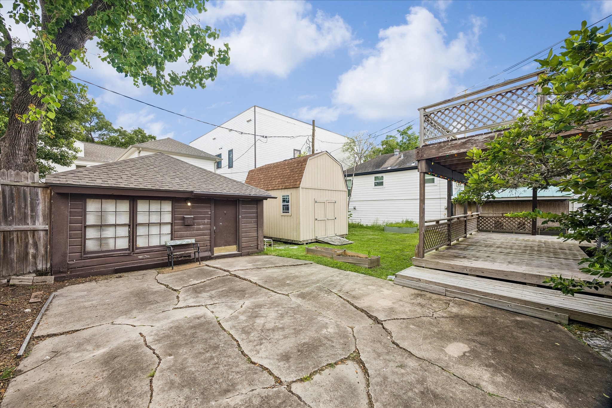 2308 Mcclendon Street Property Photo 20