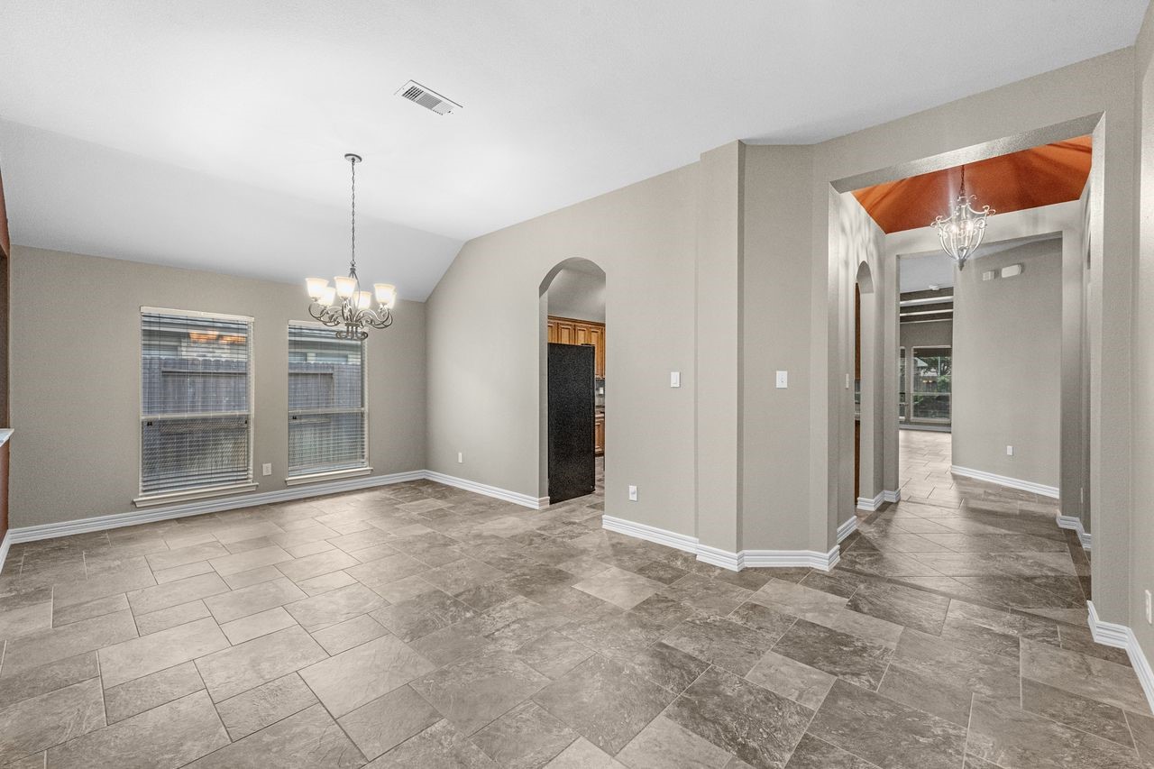 27723 Amy Willow Lane Property Photo 4