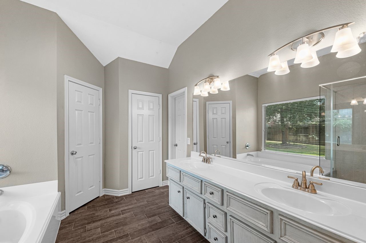 27723 Amy Willow Lane Property Photo 14