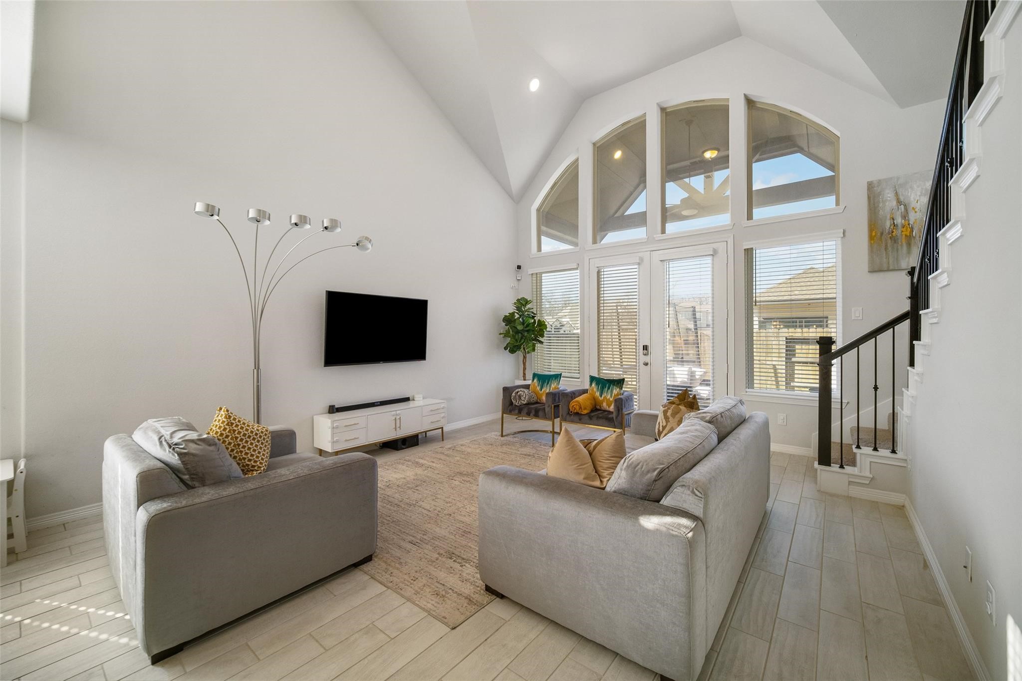 1811 Smithers Landing Drive Property Photo 6