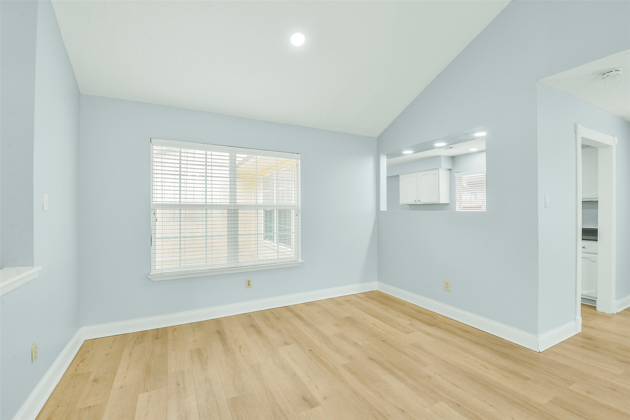 4523 Stallion Brook Lane Property Photo 9