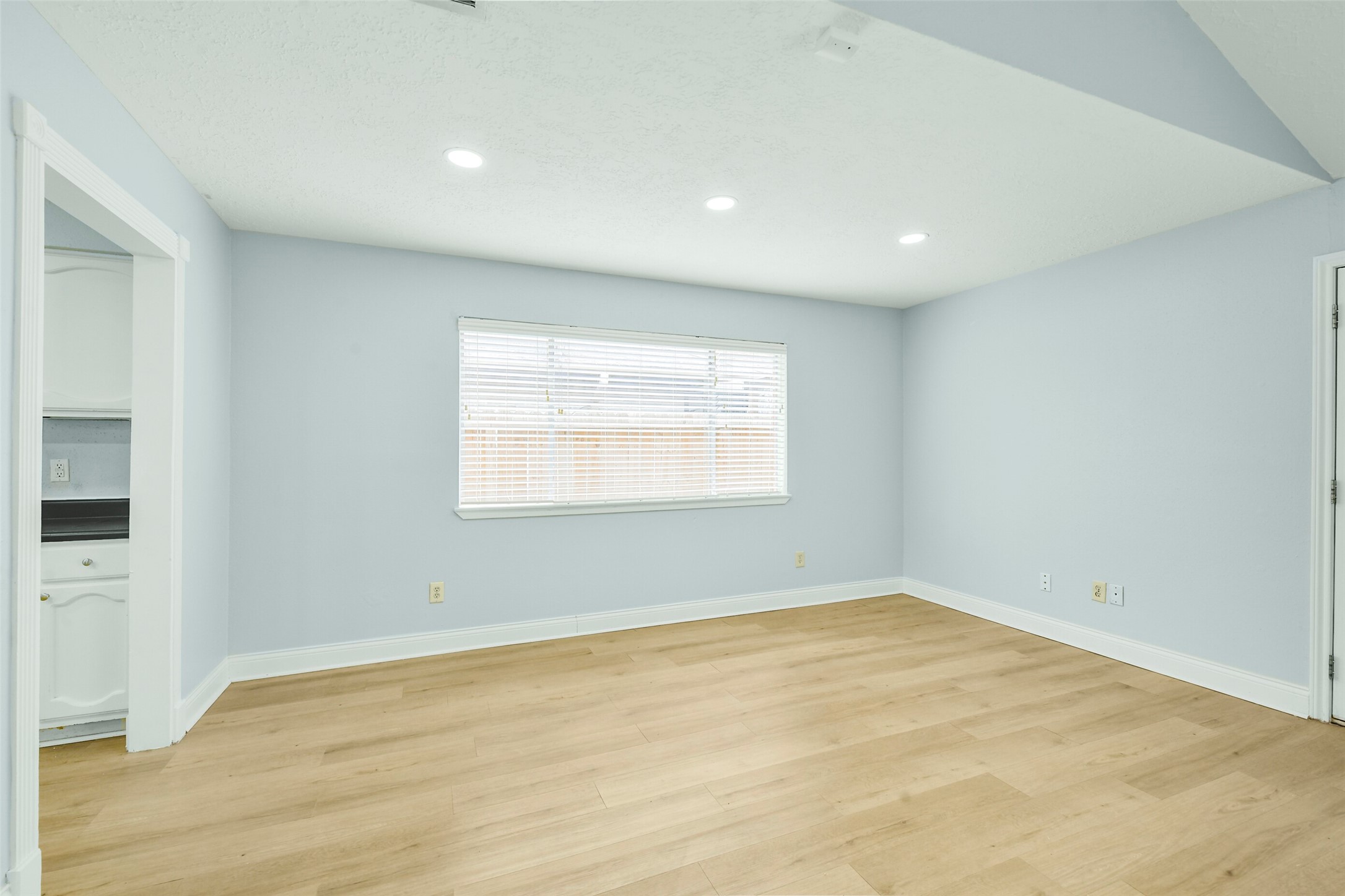 4523 Stallion Brook Lane Property Photo 11