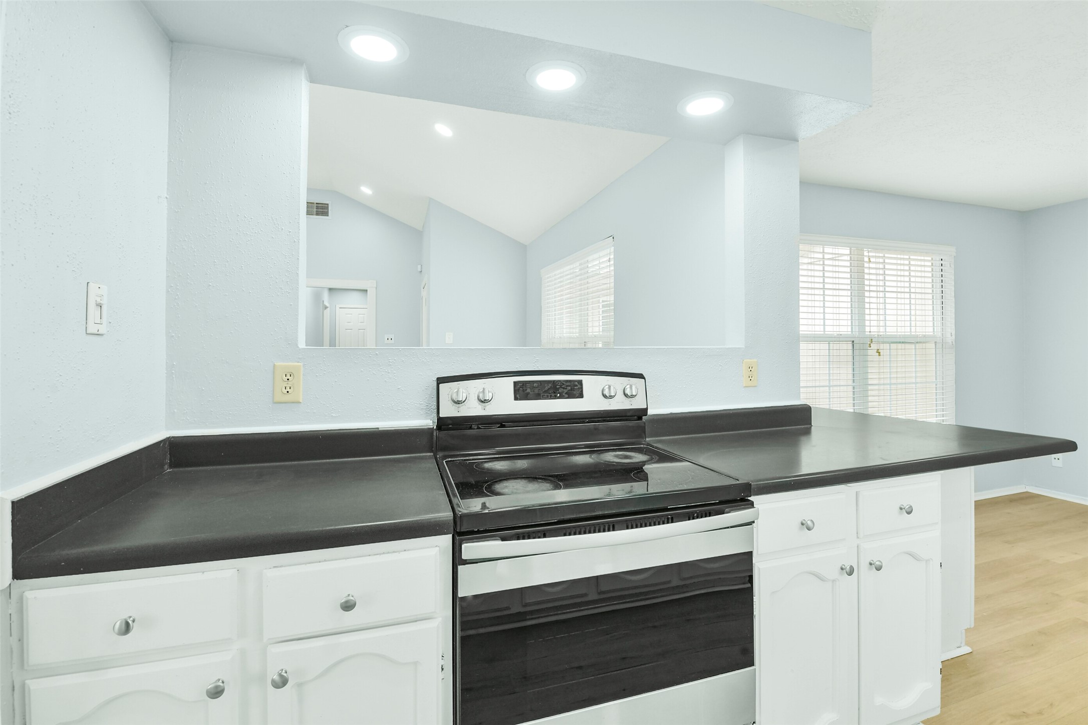 4523 Stallion Brook Lane Property Photo 14