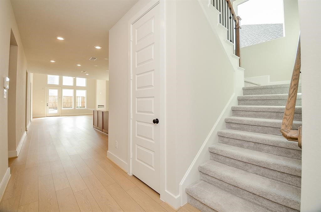 31911 Sky Ridge Lane Property Photo 6