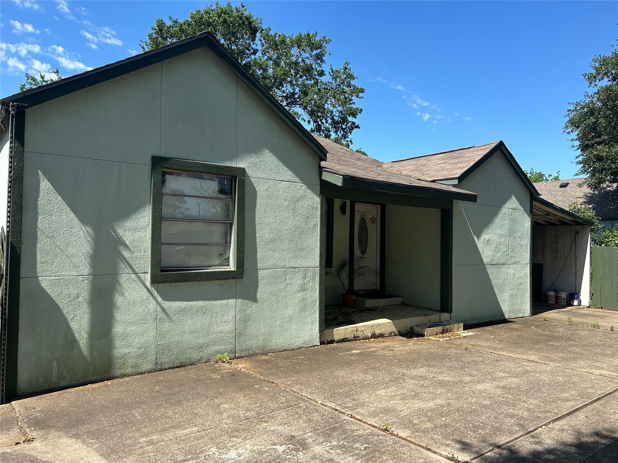 4512 Kingsbury Street Property Photo 1