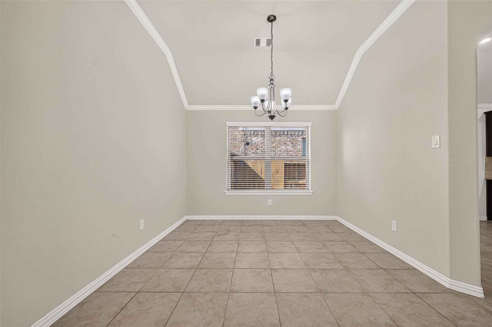22531 Mary Rogers Trail Property Photo 8