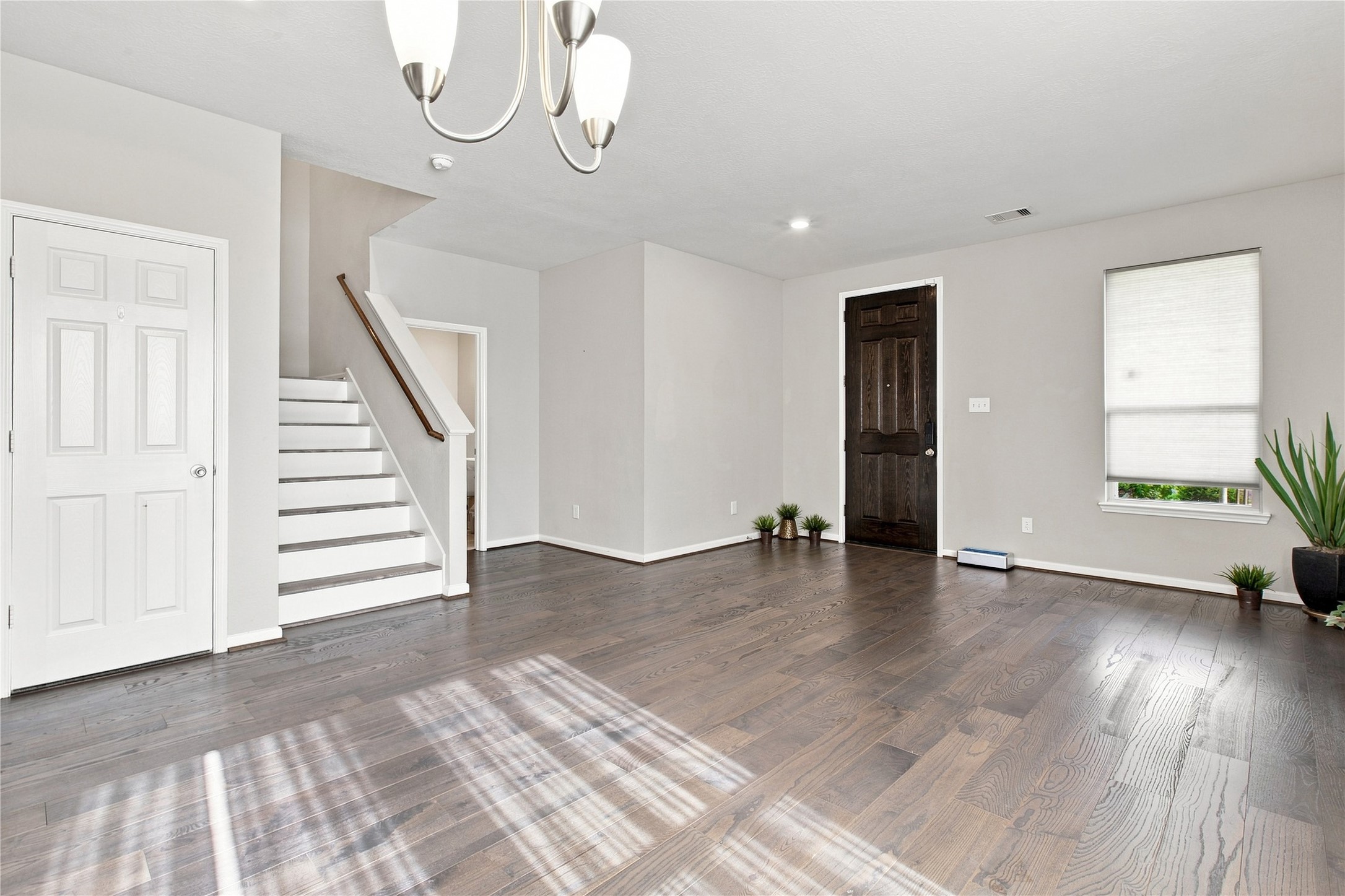 25103 Farmdale Lane Property Photo 10
