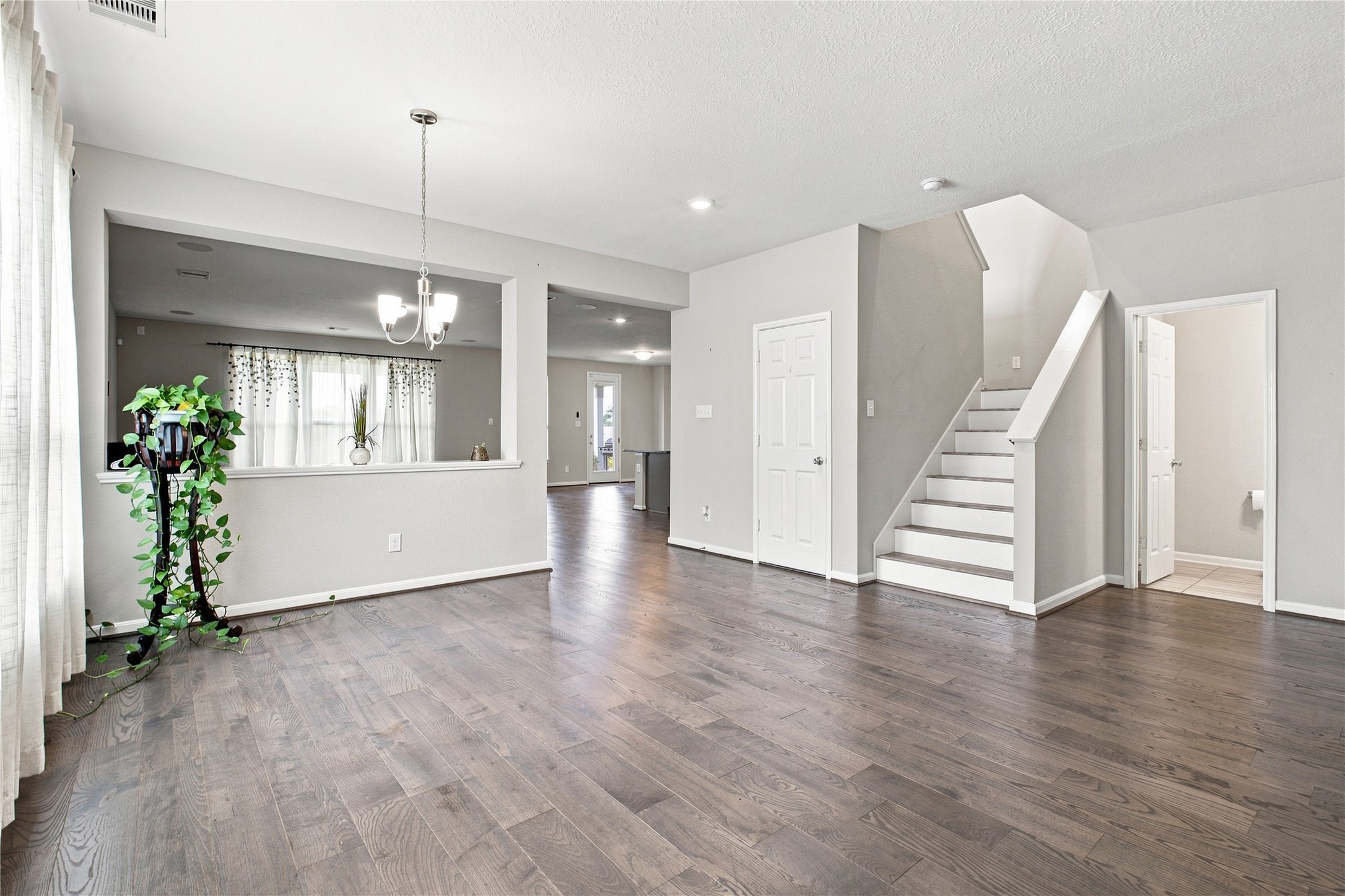25103 Farmdale Lane Property Photo 11