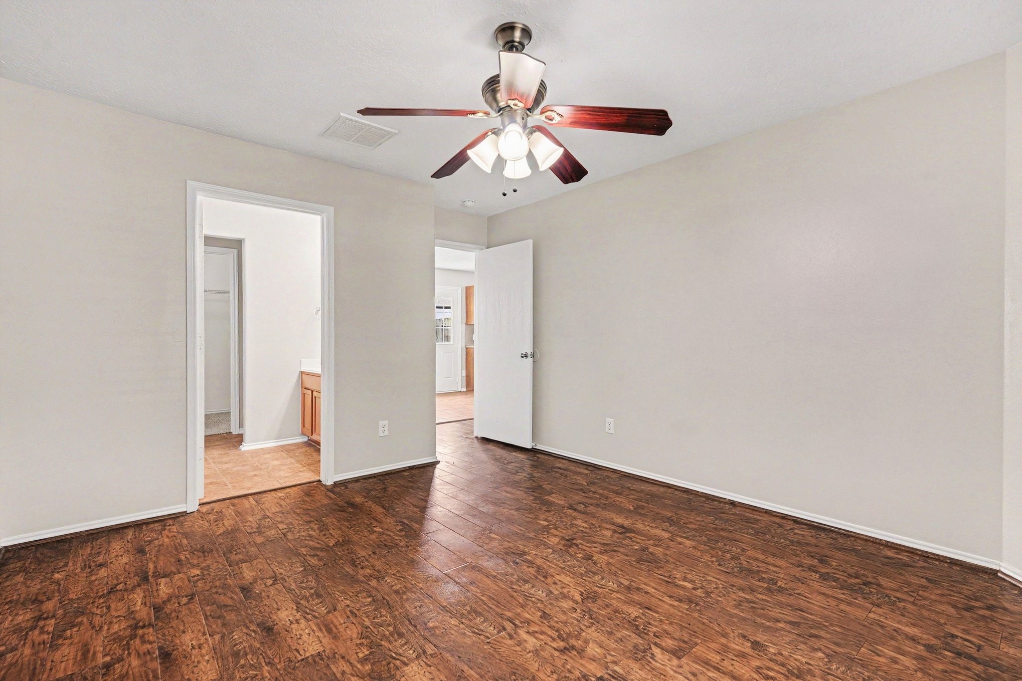 7303 Winter Song Drive Property Photo 16