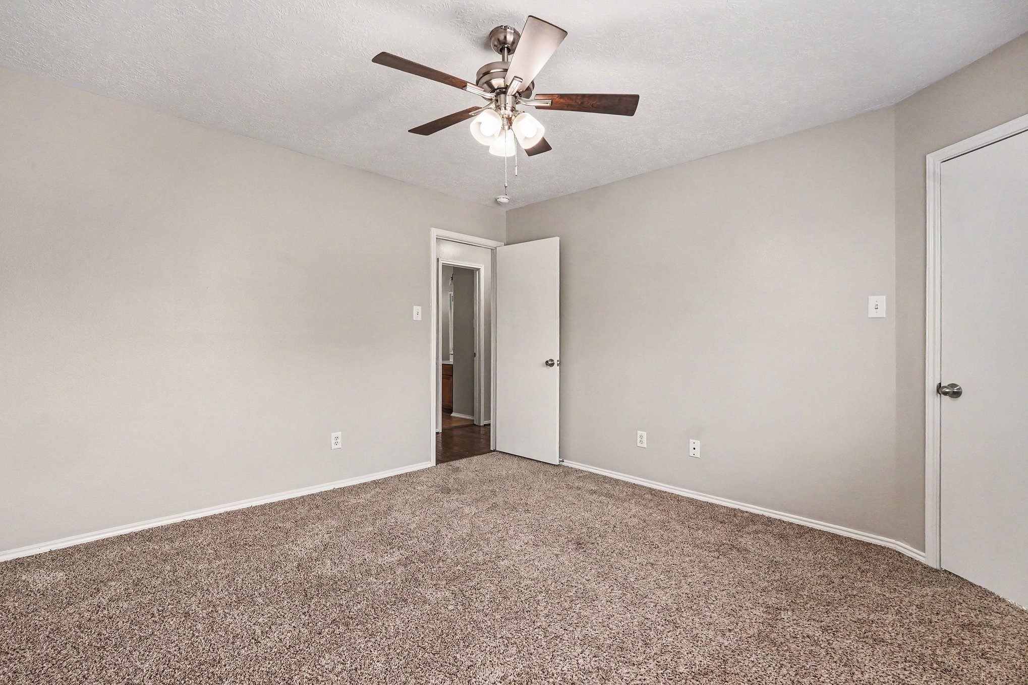 7303 Winter Song Drive Property Photo 24