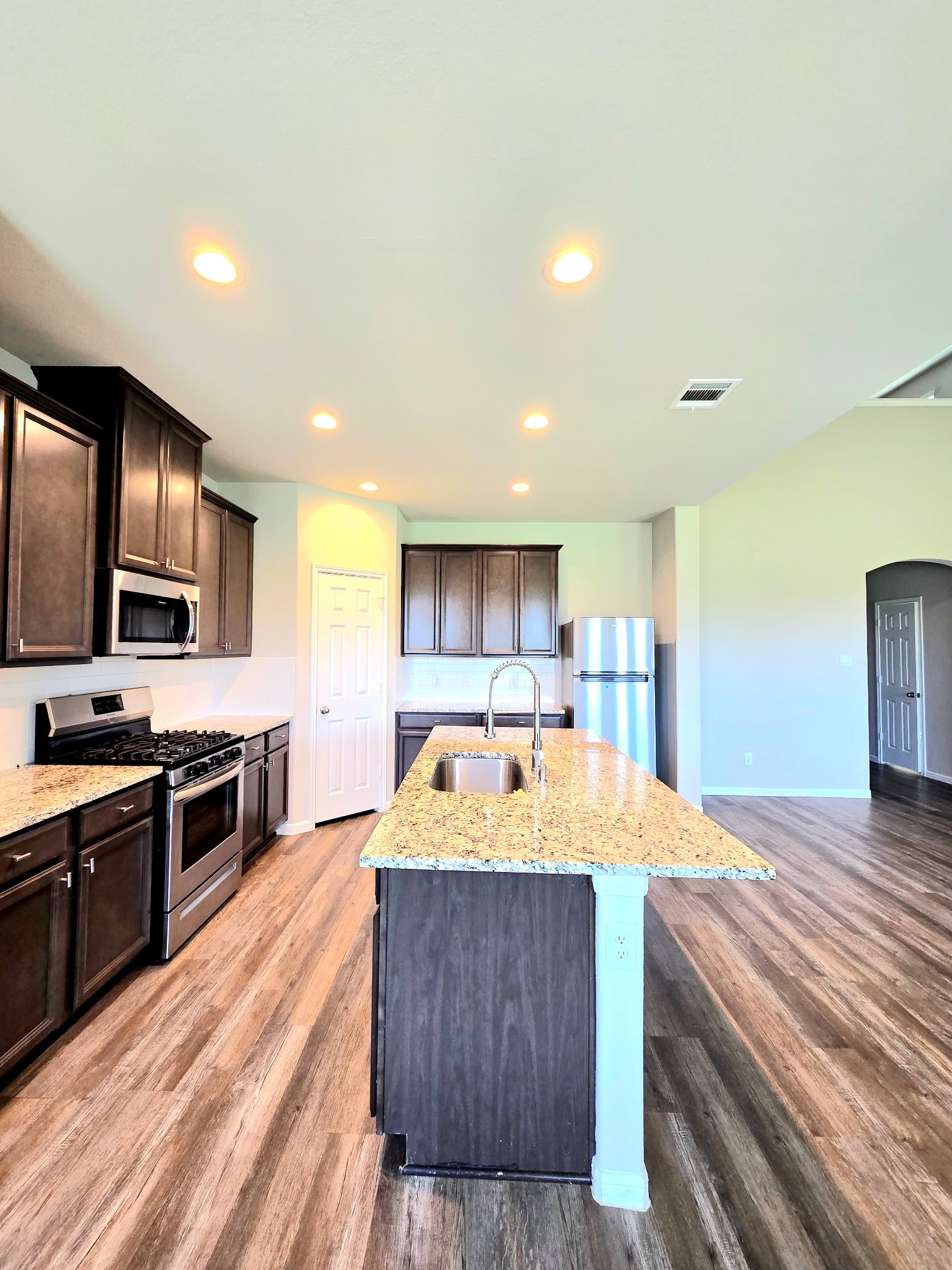 441 Aurora Creek Drive Property Photo 8