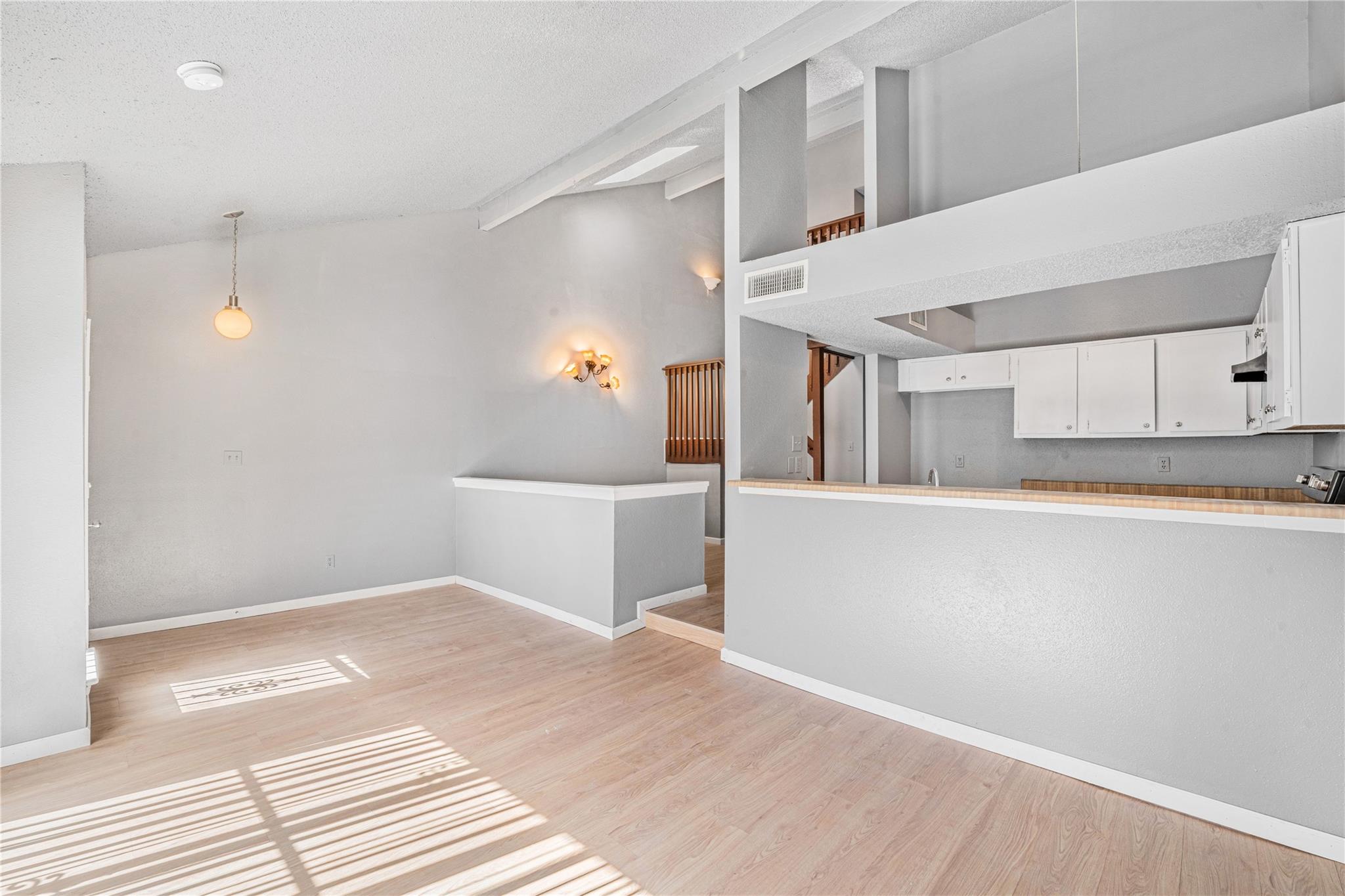 12665 Wellington Park Drive Property Photo 3