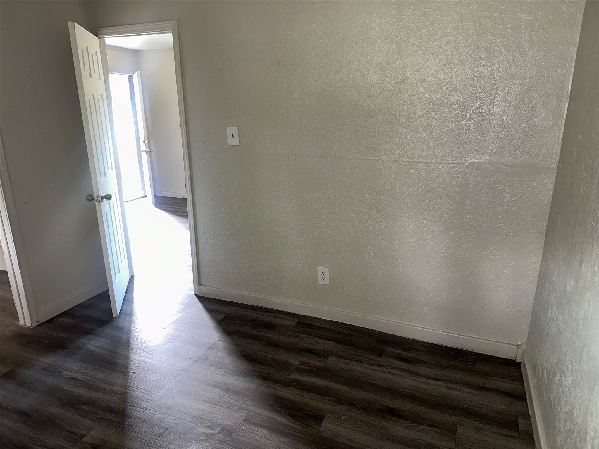 5409 Suez Street 4 Property Photo 7
