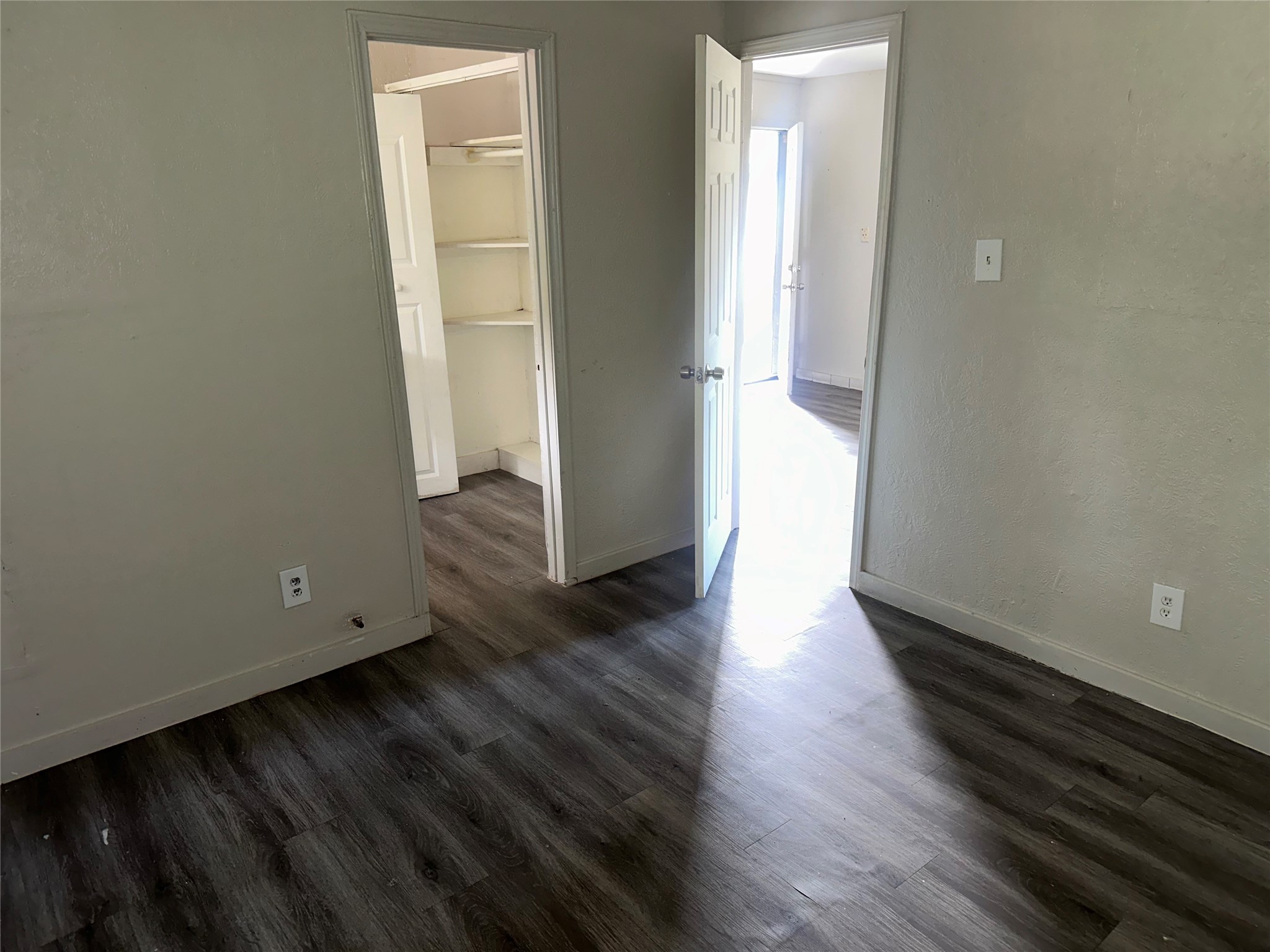 5409 Suez Street 4 Property Photo 8