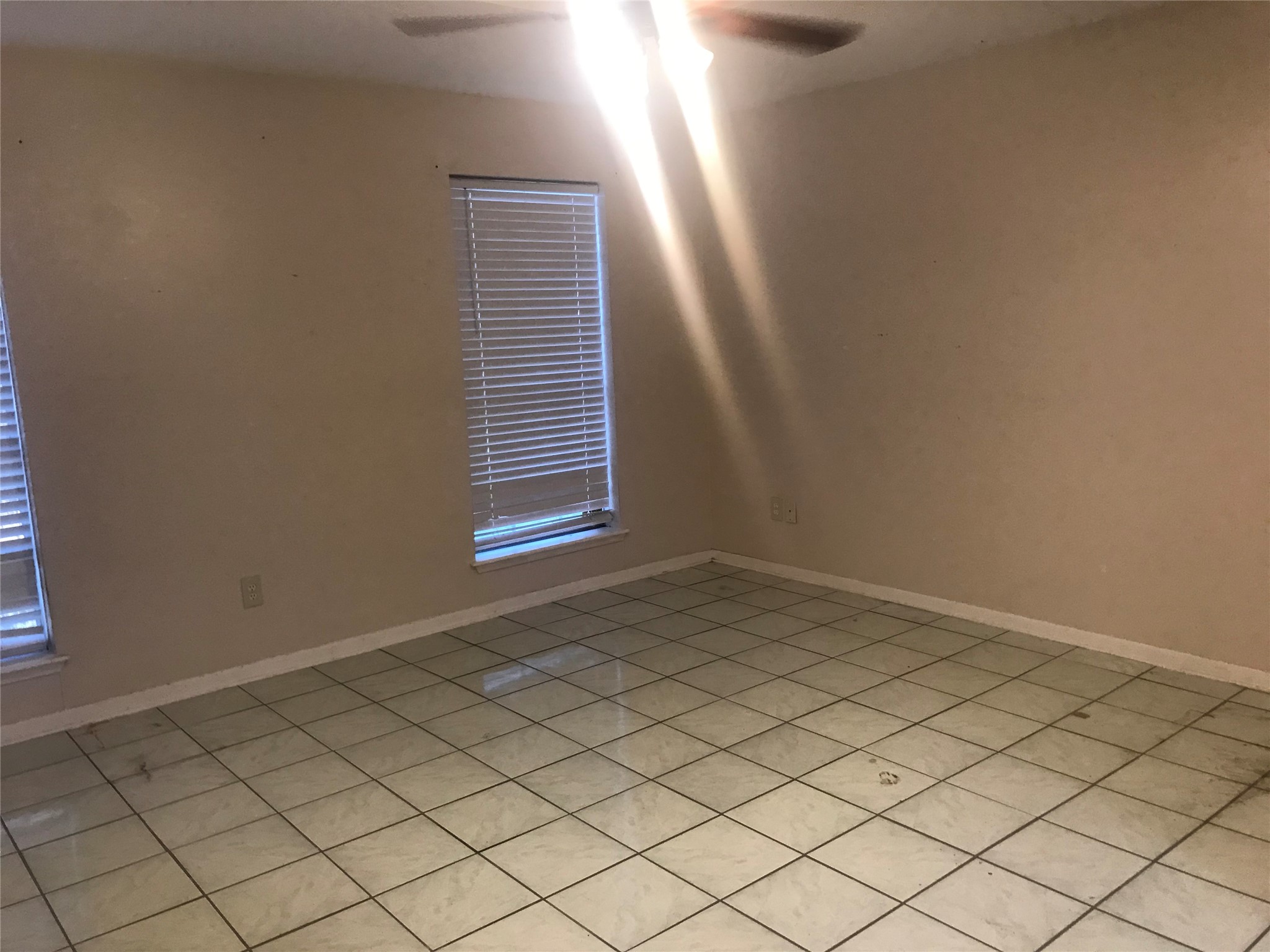 22107 Merrymount Drive Property Photo 8