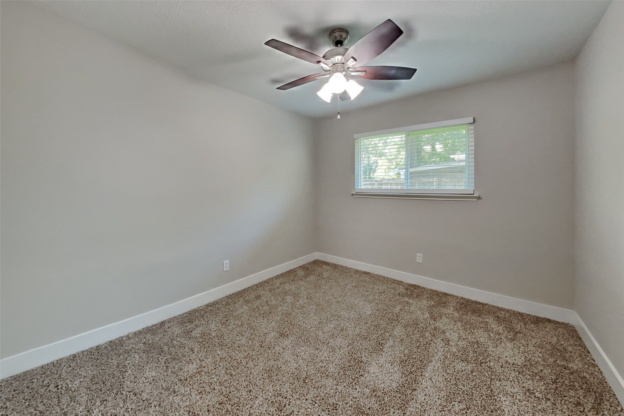 18116 Red Pine Court Property Photo 13
