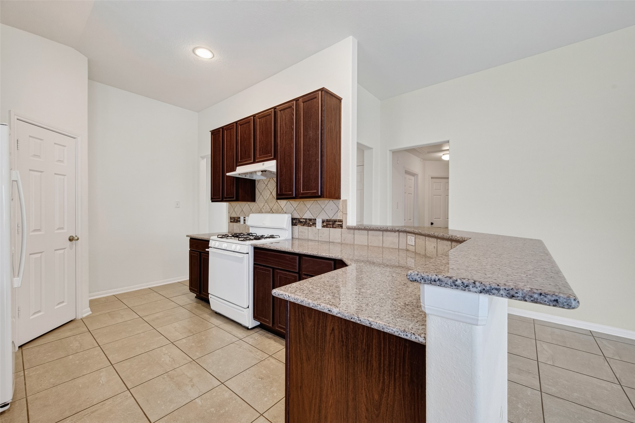 3315 Madison Elm Street Property Photo 6