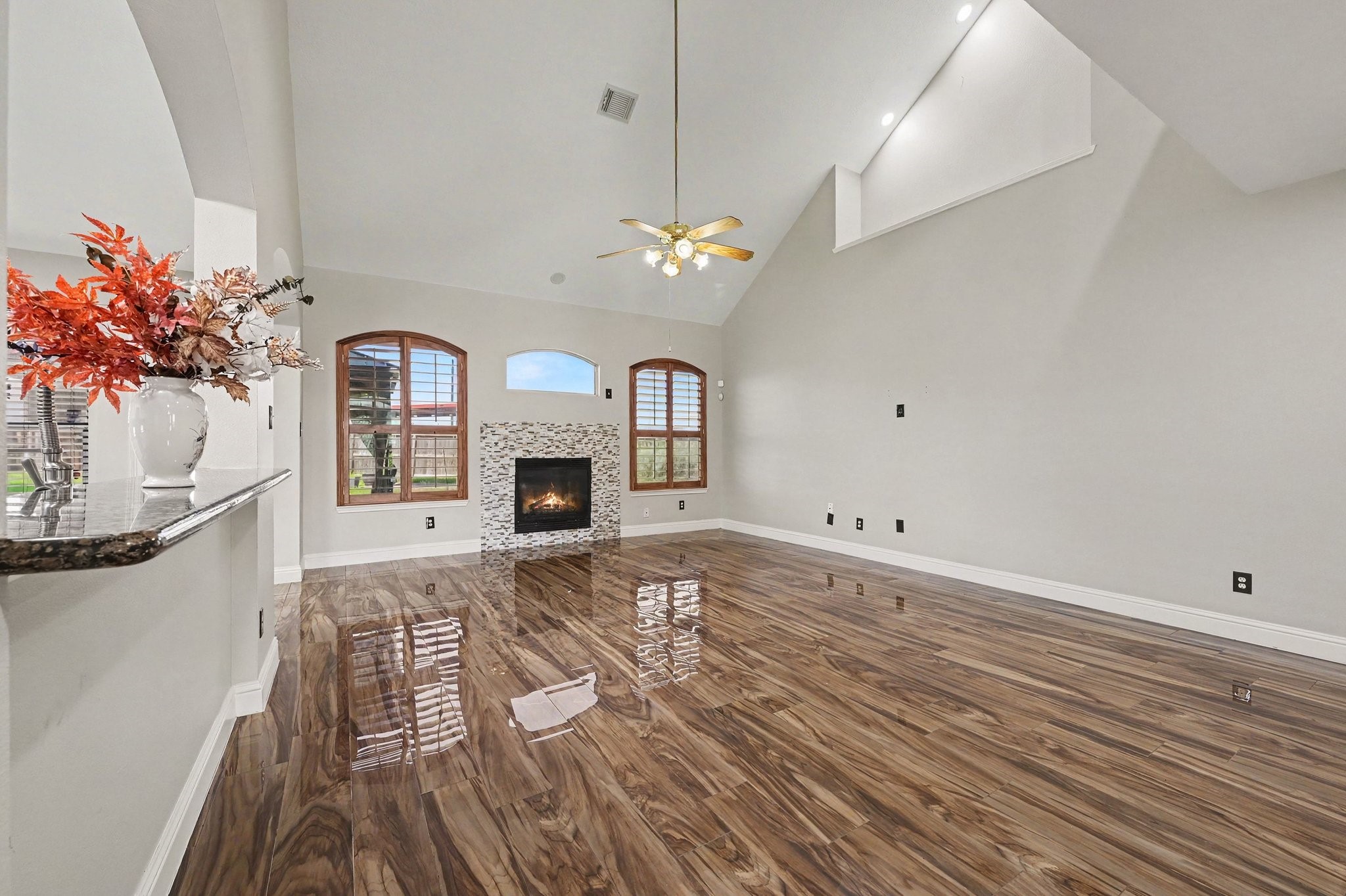 8422 W Sienna Cove Lane Property Photo 3