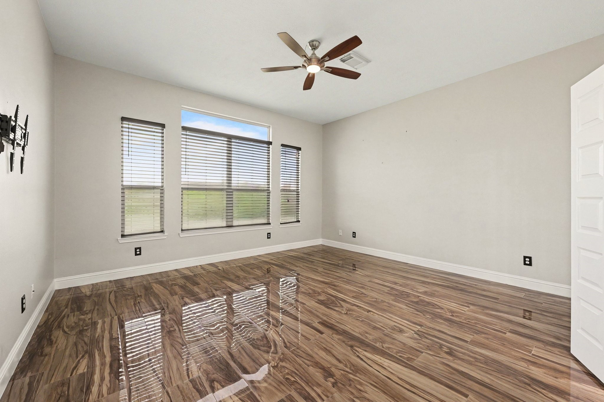 8422 W Sienna Cove Lane Property Photo 13
