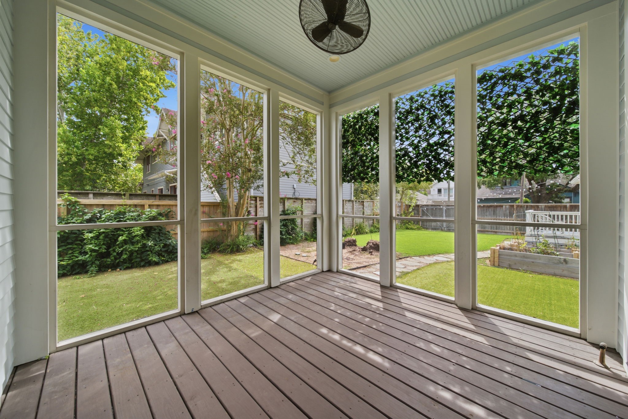 728 Bayland Avenue Property Photo 18