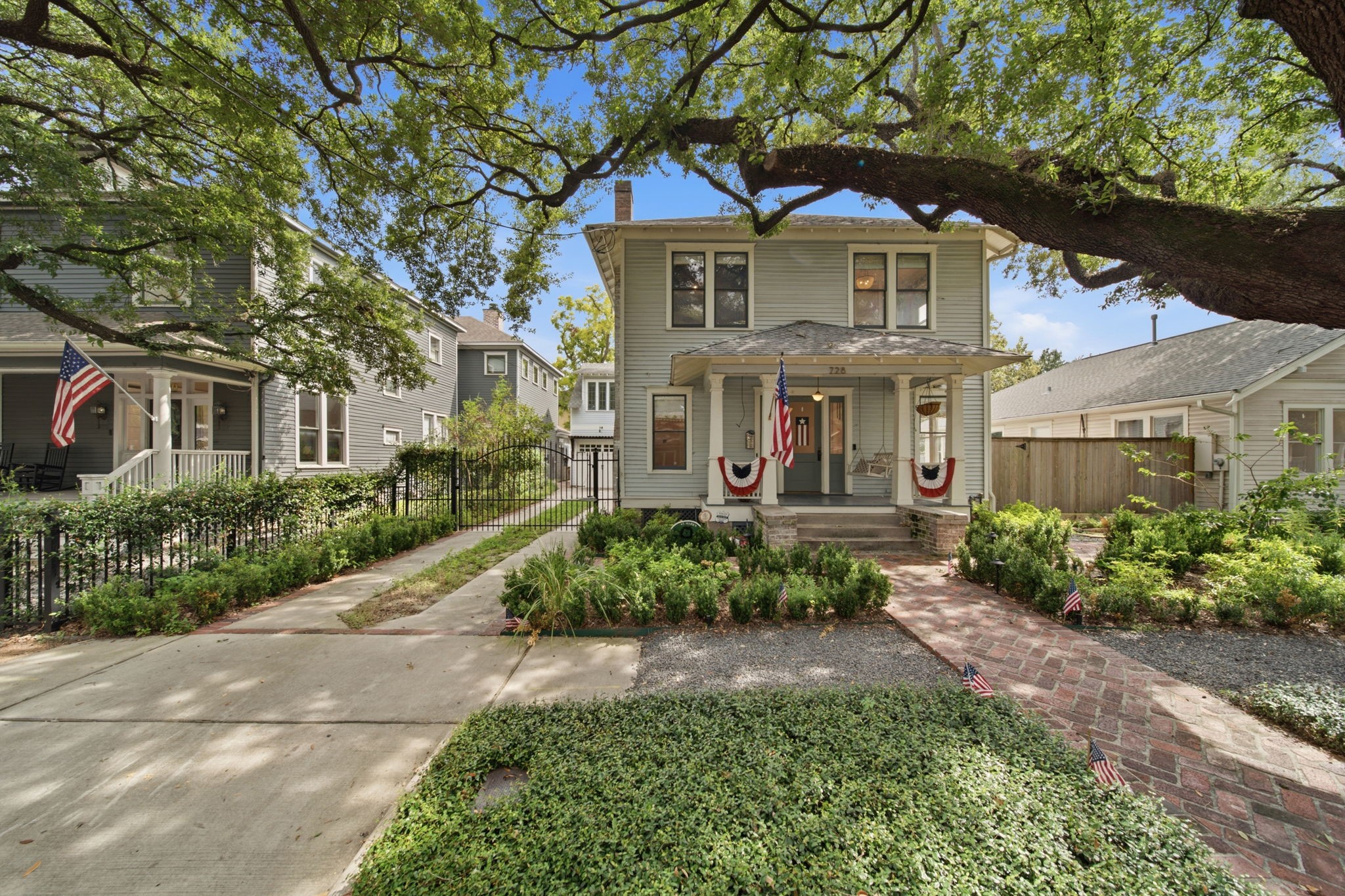 728 Bayland Avenue Property Photo 41