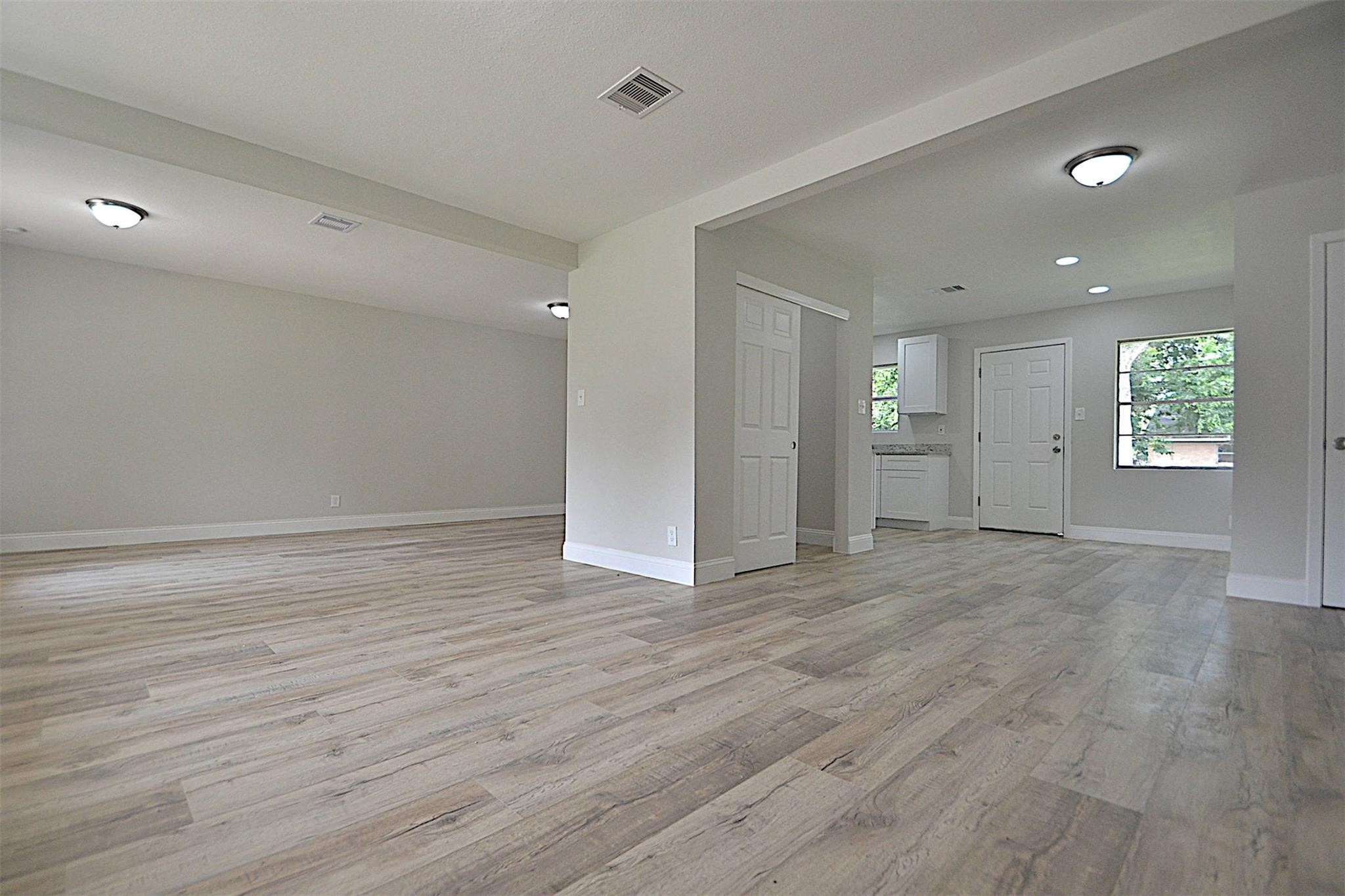 5619 Elm Springs Drive Property Photo 3