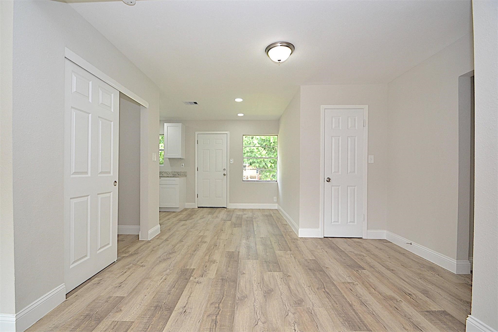 5619 Elm Springs Drive Property Photo 6
