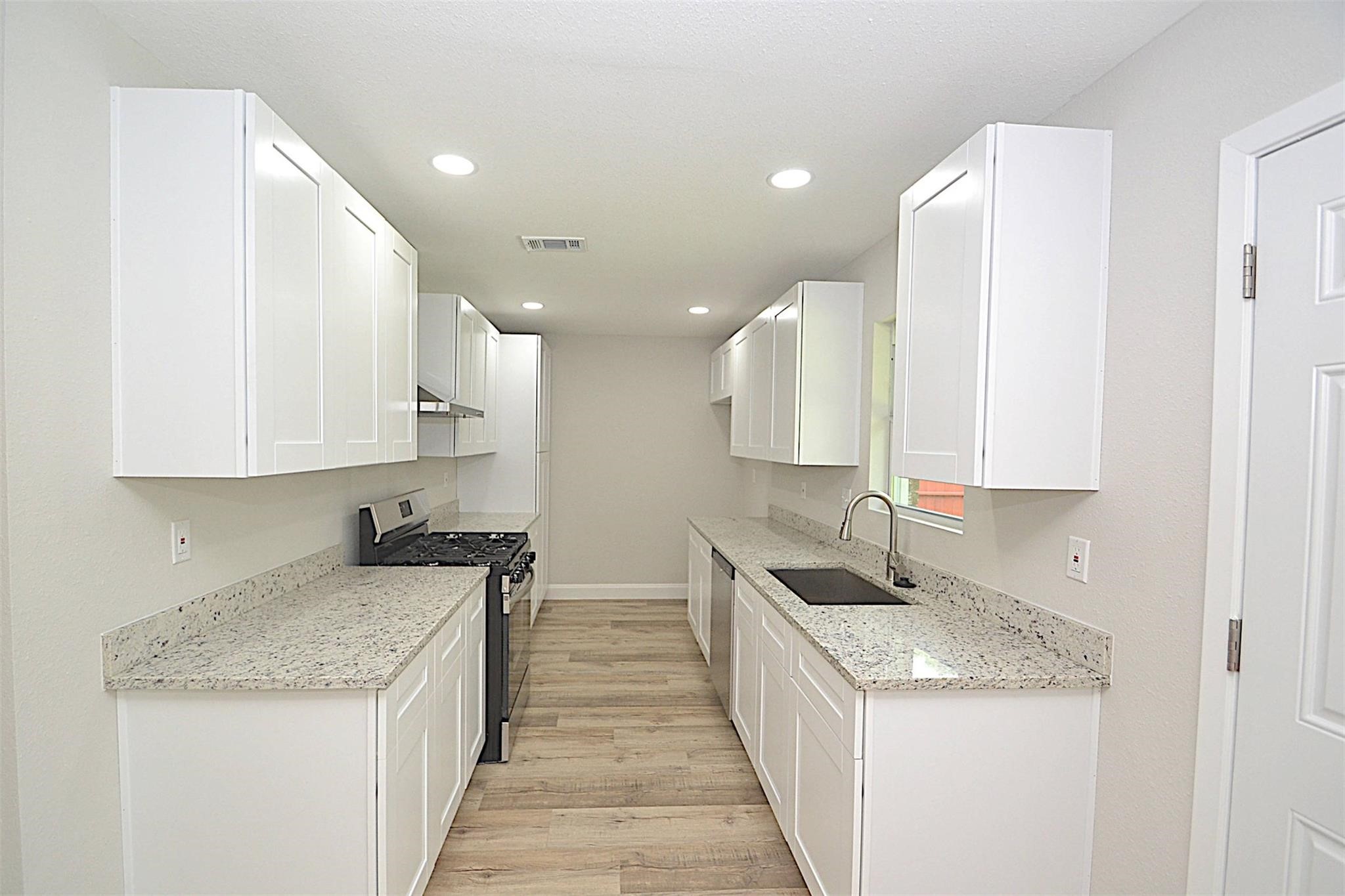 5619 Elm Springs Drive Property Photo 7