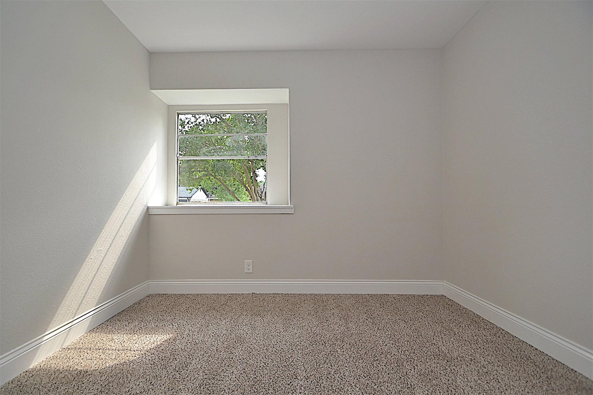 5619 Elm Springs Drive Property Photo 16