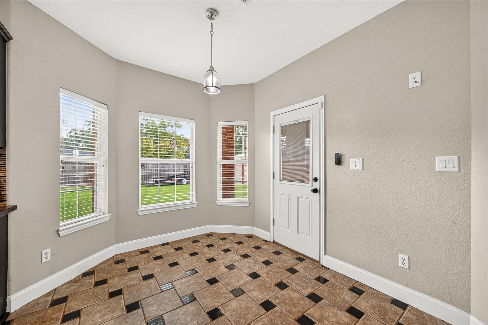 18526 Steele Point Drive Property Photo 19