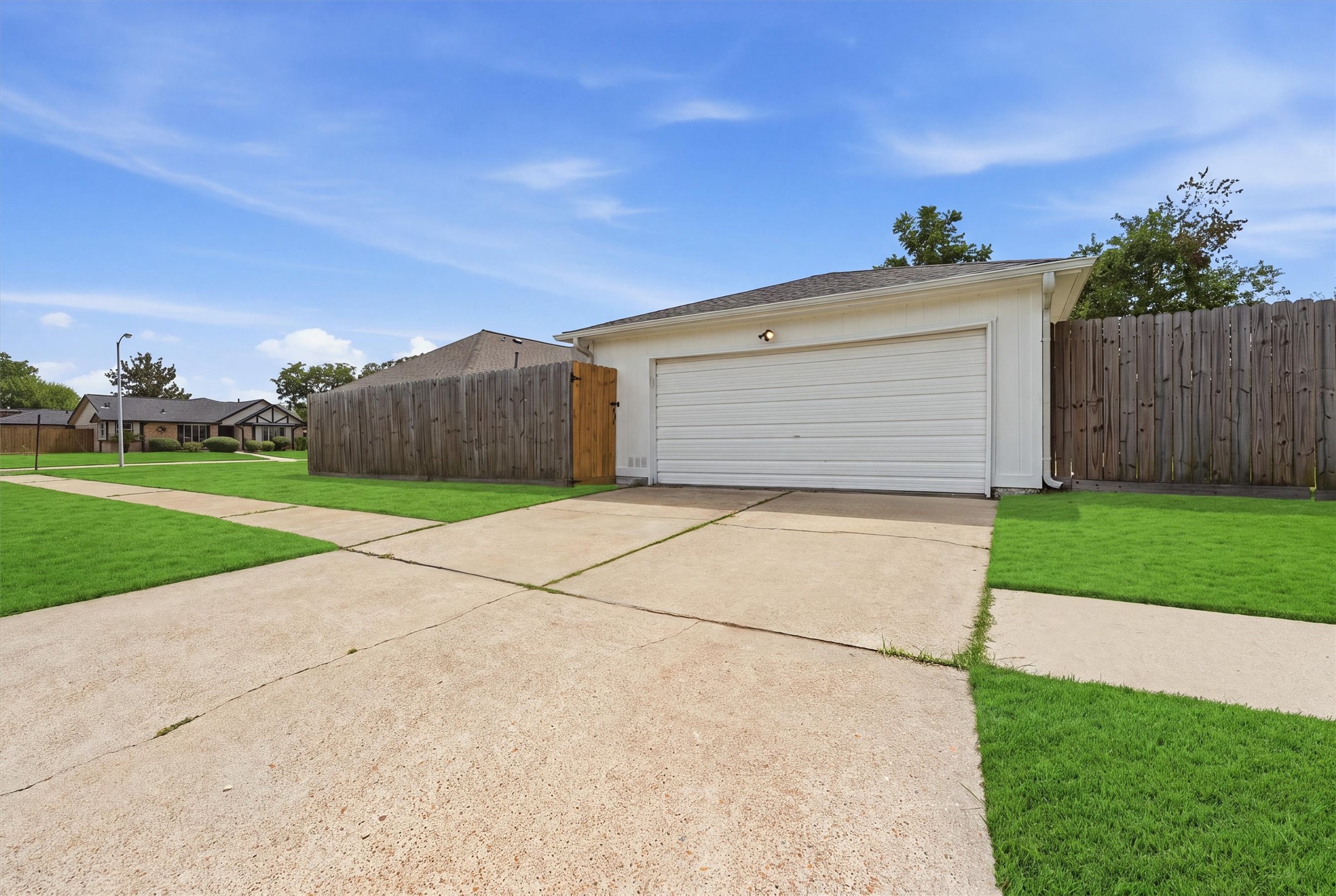 11602 Sagemeadow Lane Property Photo 4