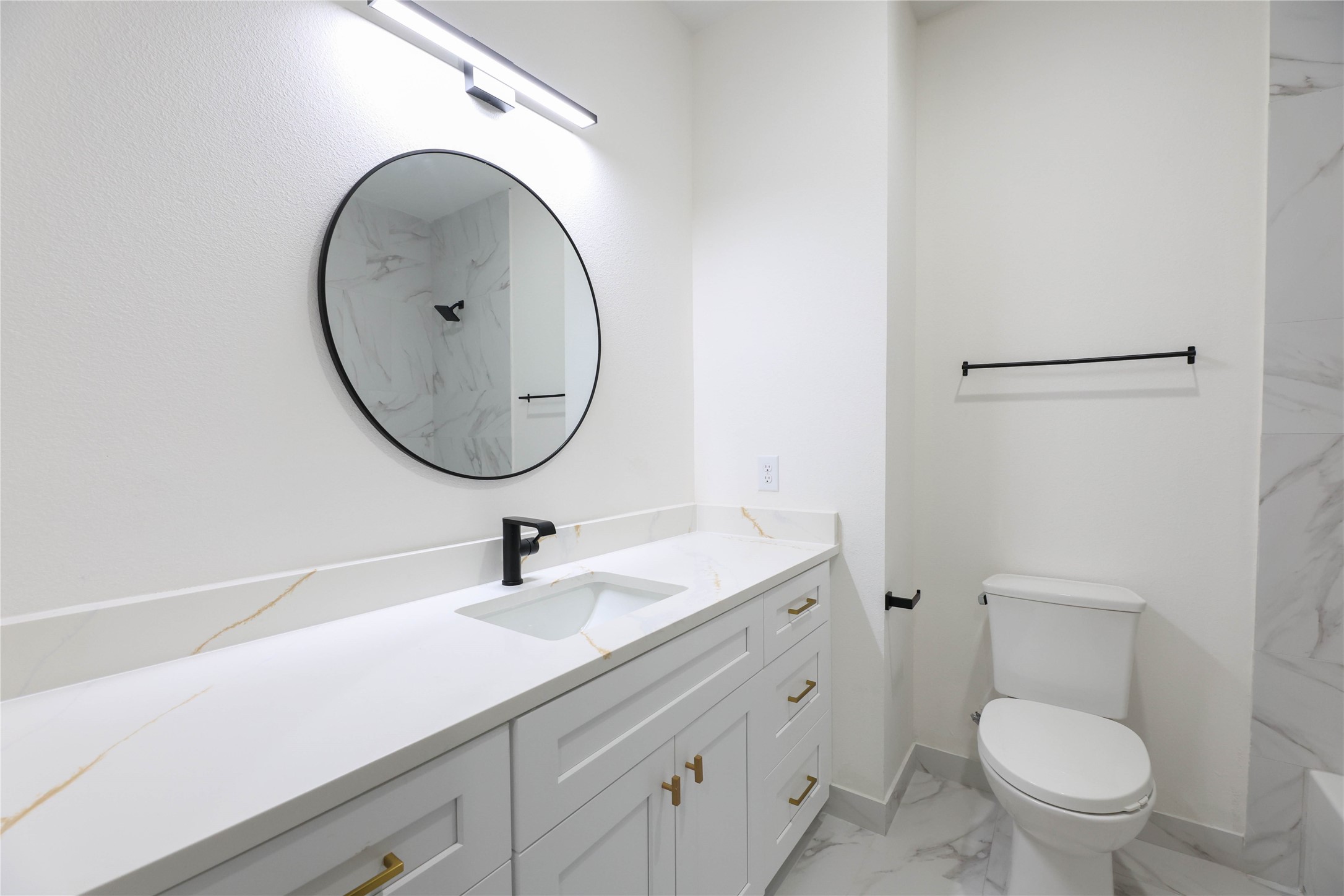 3522 Mansfield Building F Street B Property Photo 12