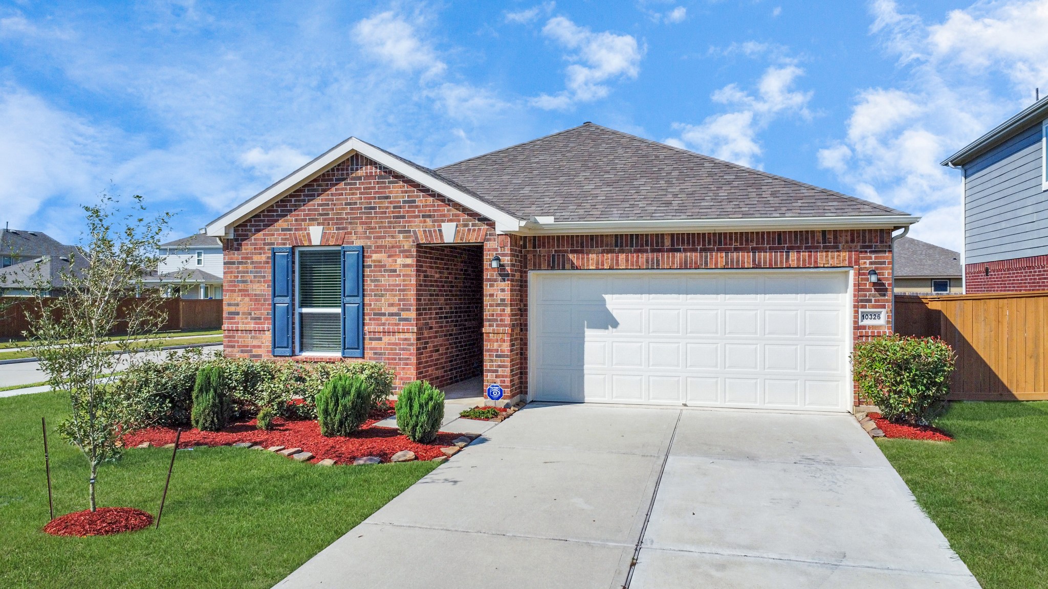 10326 Mount Winchell Drive Property Photo 1