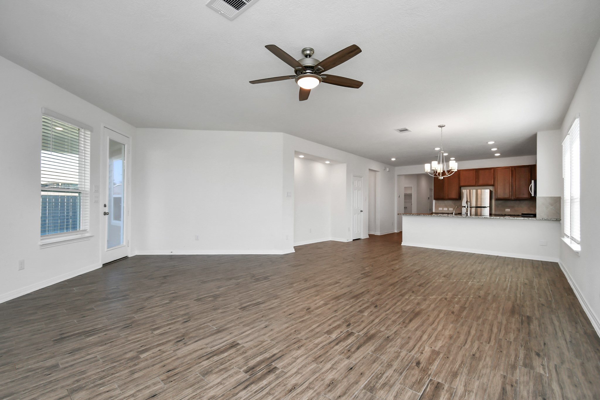 10326 Mount Winchell Drive Property Photo 18