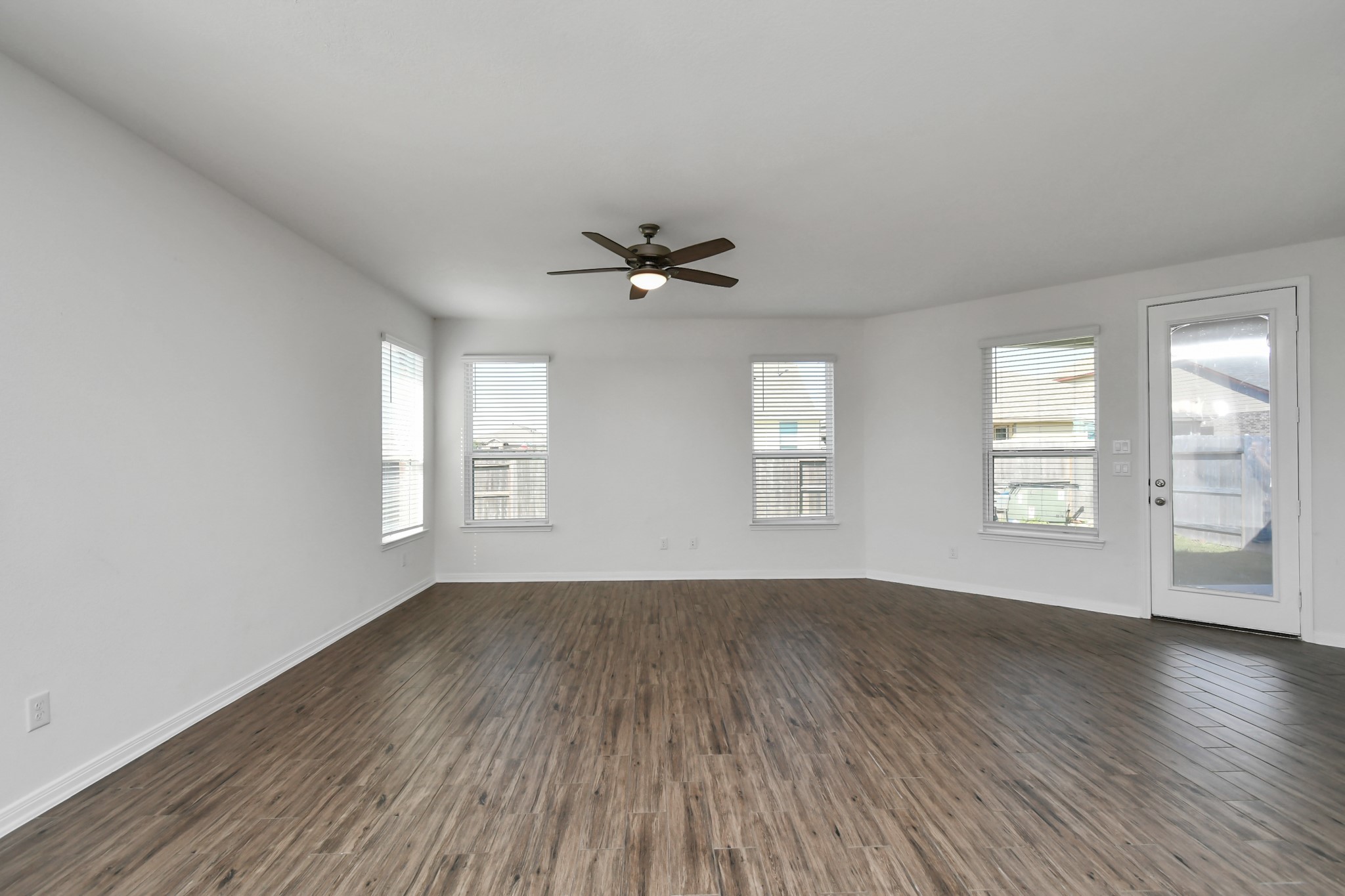 10326 Mount Winchell Drive Property Photo 20