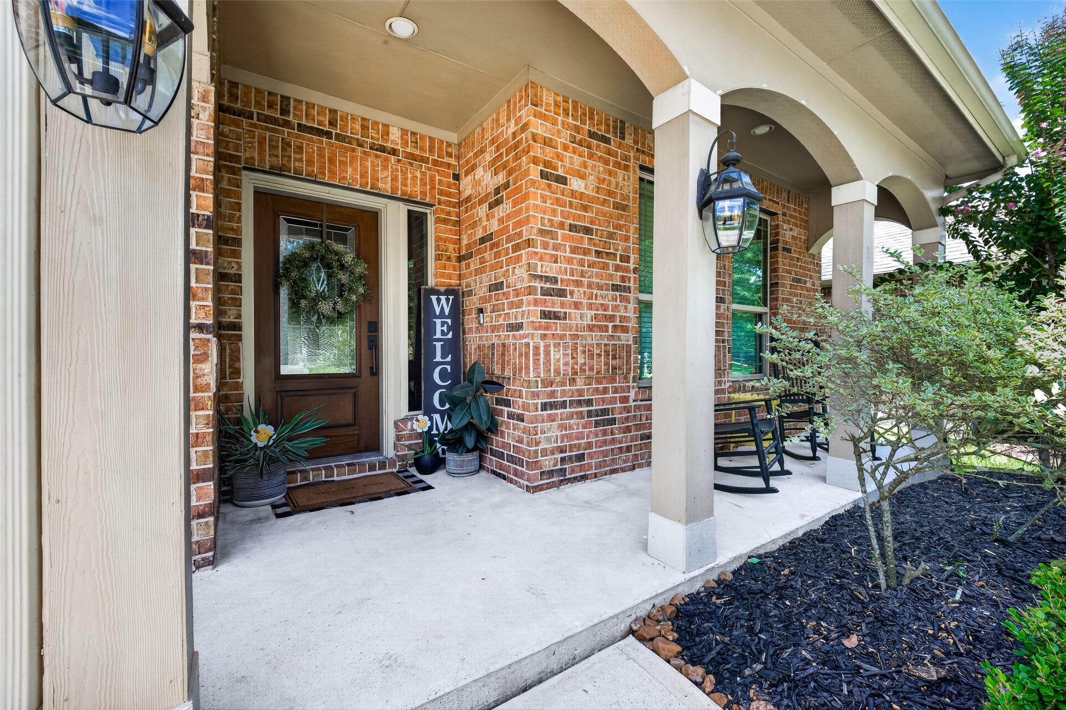 23126 Mestina Knoll Drive Property Photo 6