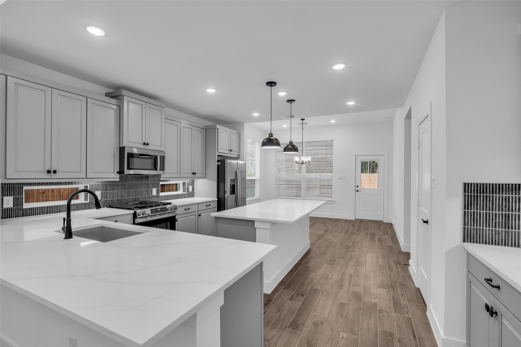 12853 Meadow Wind Way Property Photo 14