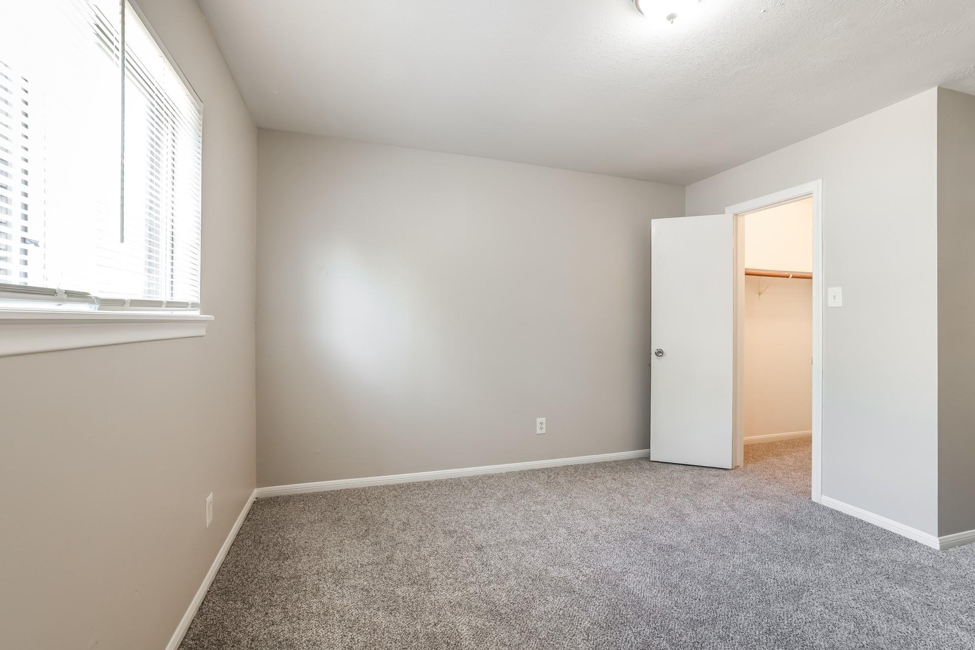 11715 Gardenglen Drive Property Photo 13