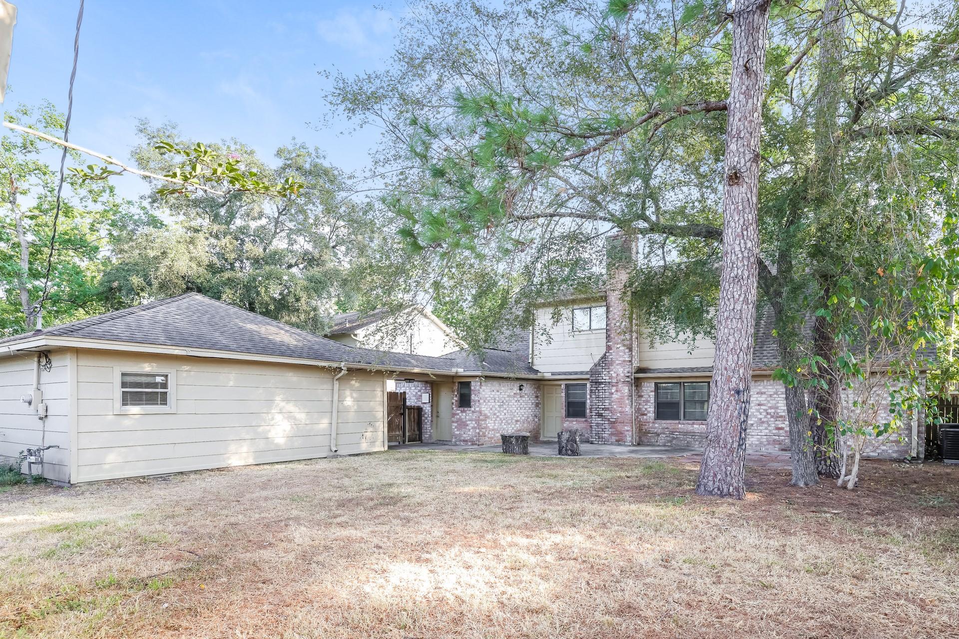 11715 Gardenglen Drive Property Photo 17