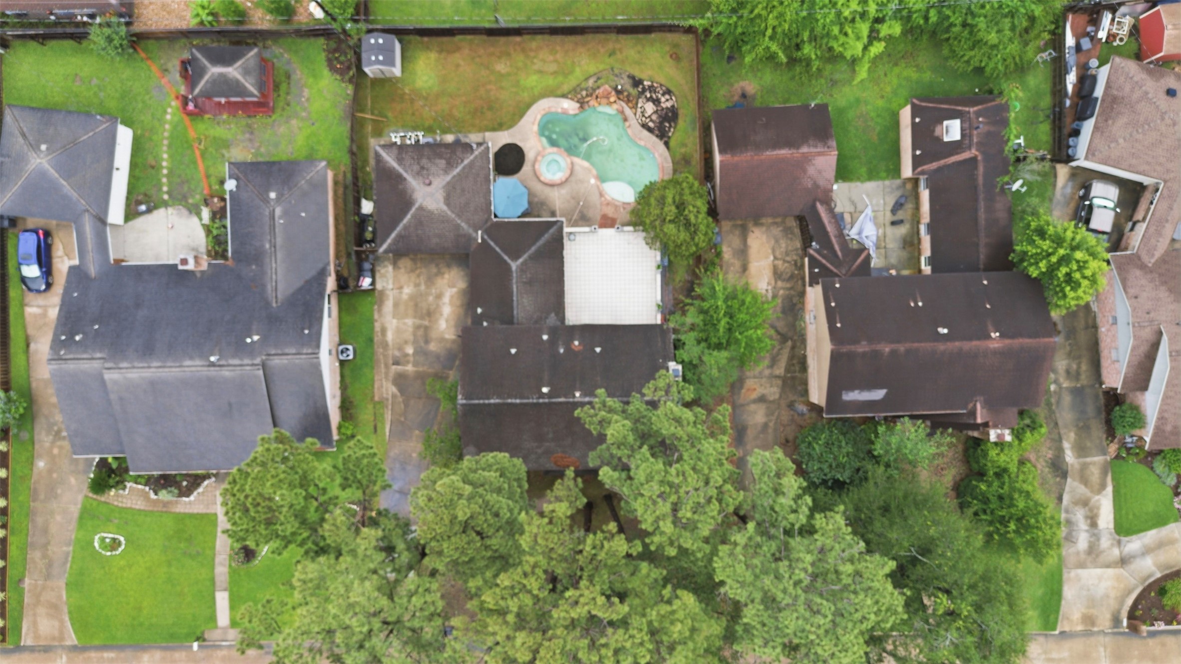 15106 Parkville Drive Property Photo 45