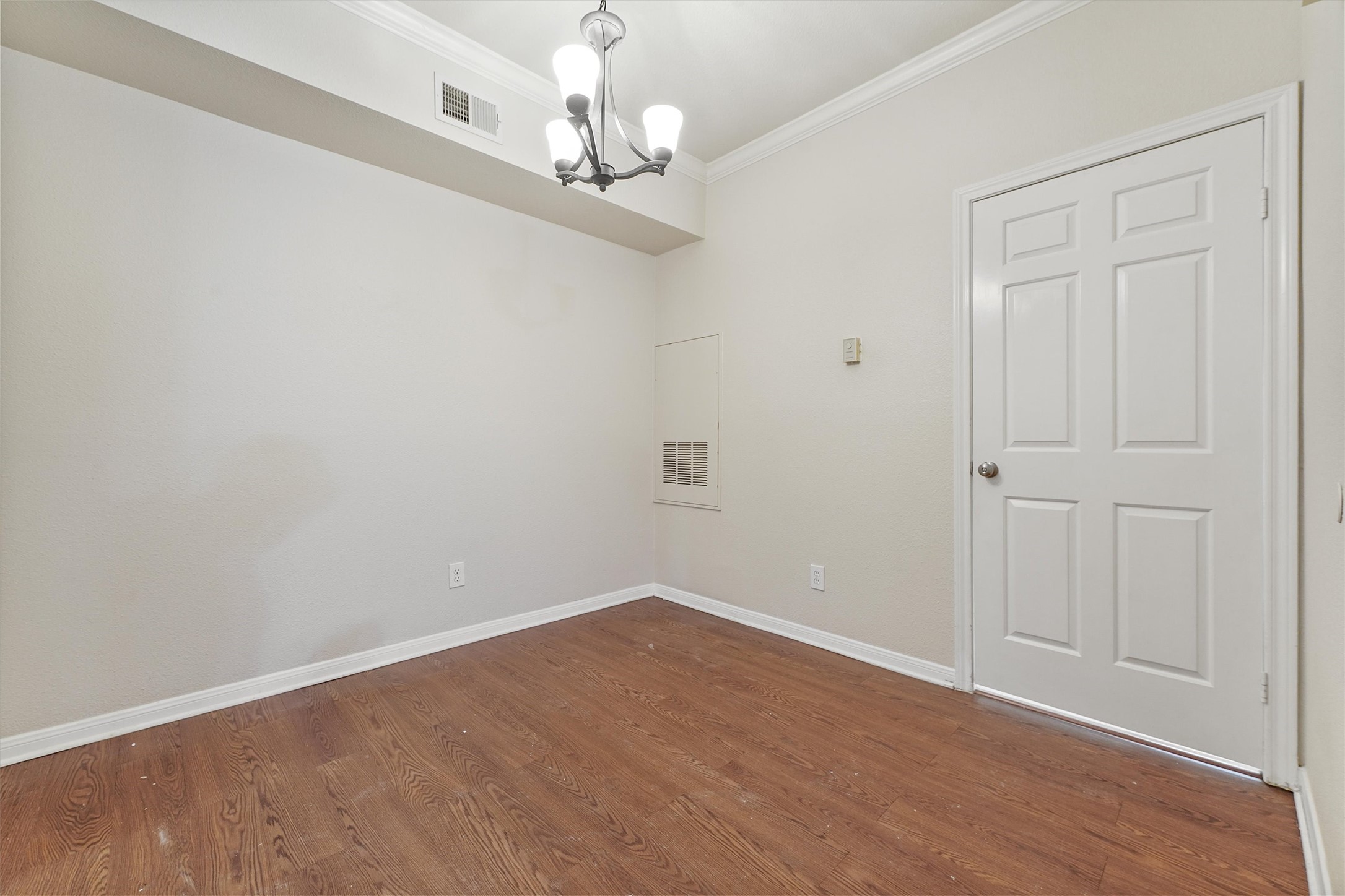 2255 Braeswood Park Drive 249 Property Photo 5