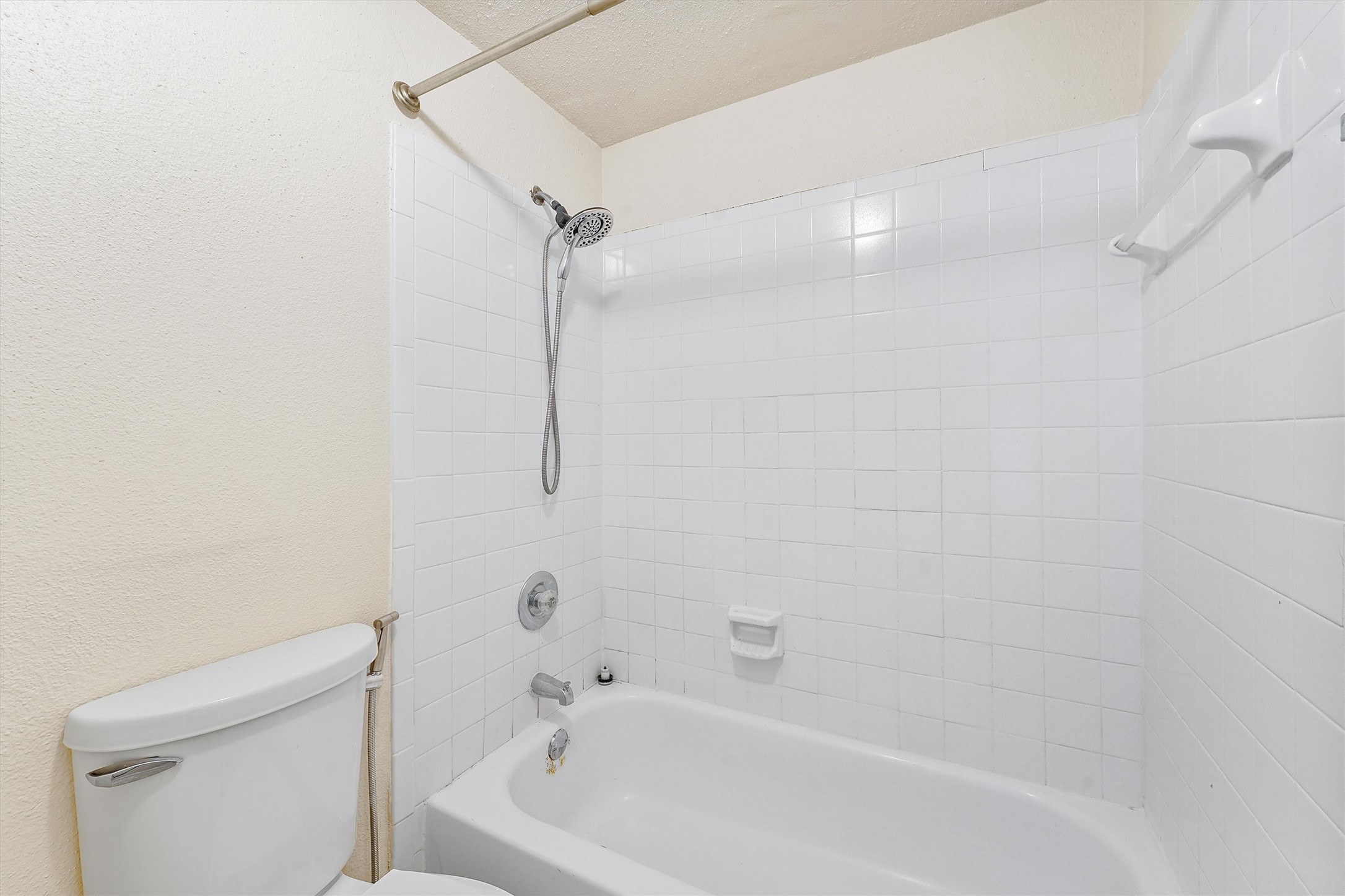 2255 Braeswood Park Drive 249 Property Photo 8