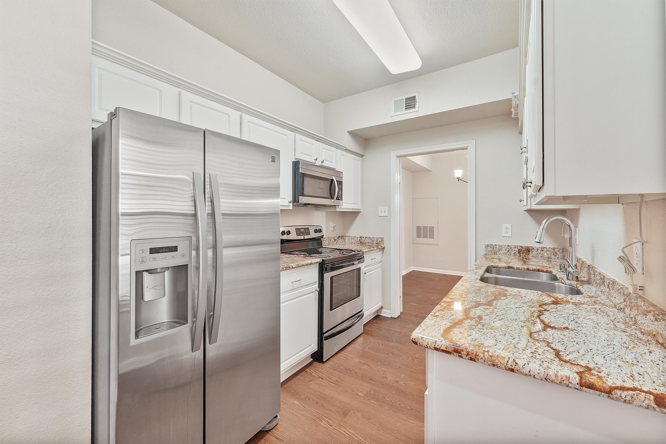 2255 Braeswood Park Drive 249 Property Photo 12