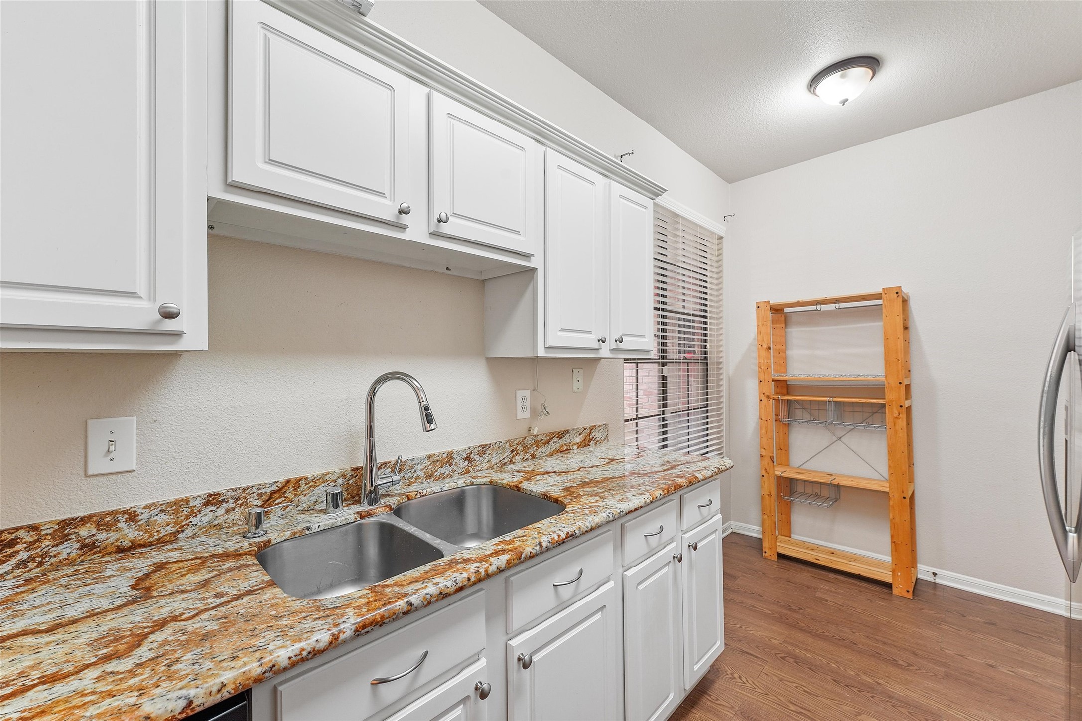 2255 Braeswood Park Drive 249 Property Photo 13