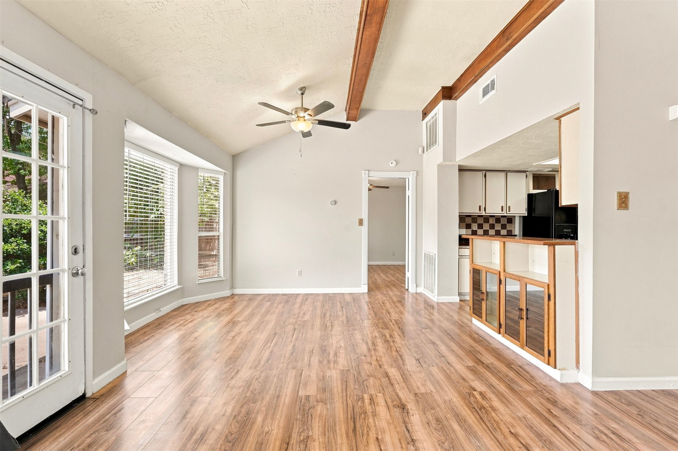 7623 Kite Hill Drive Property Photo 8