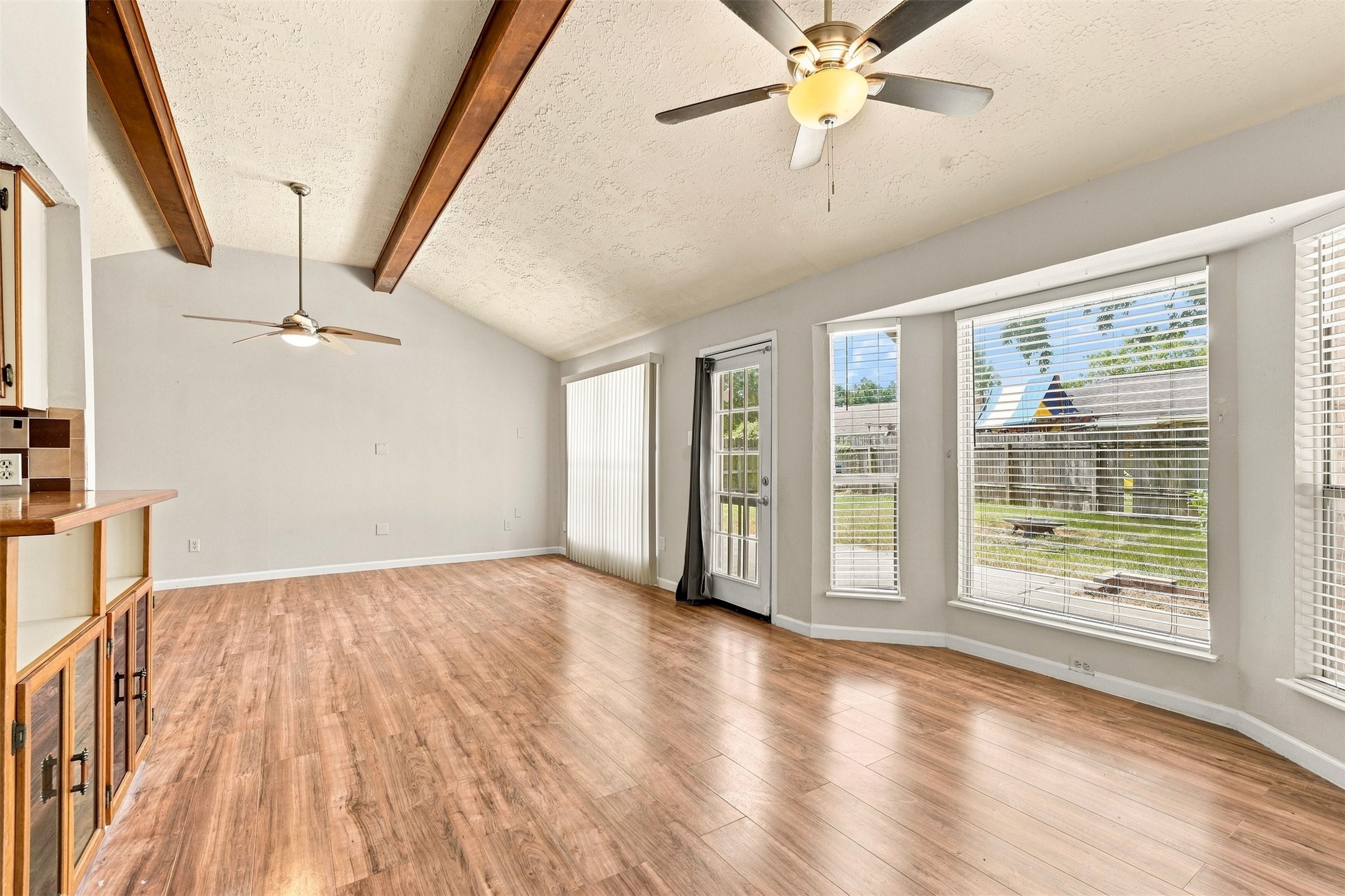 7623 Kite Hill Drive Property Photo 9