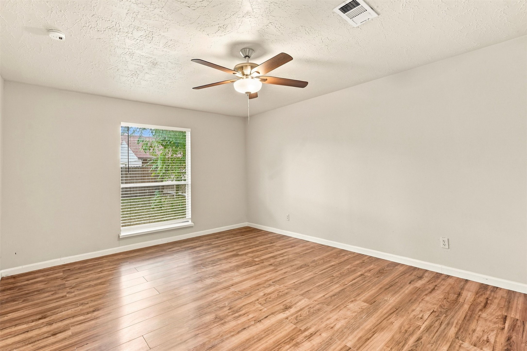 7623 Kite Hill Drive Property Photo 19