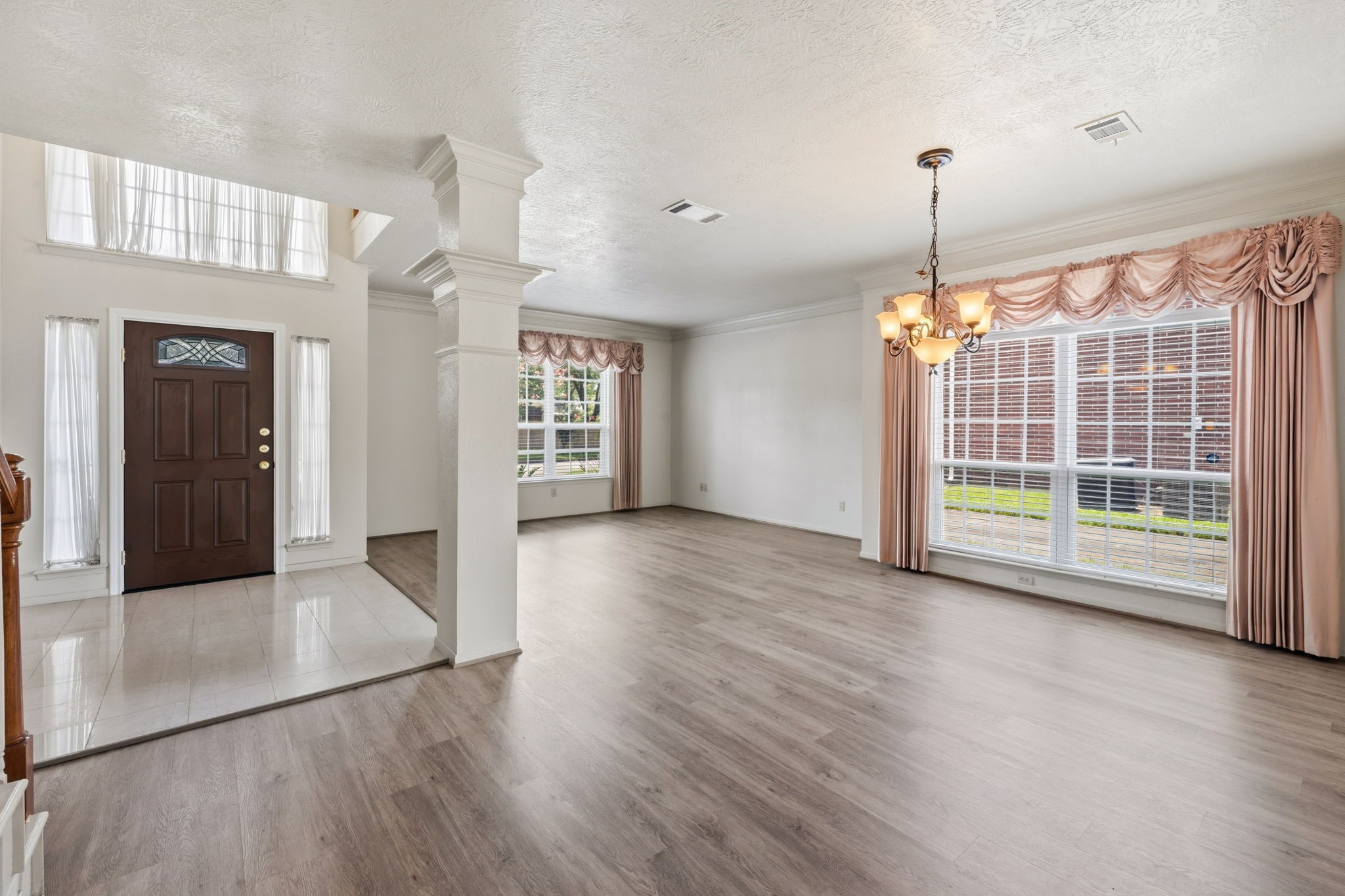 14415 Autumn Canyon Trace Property Photo 4